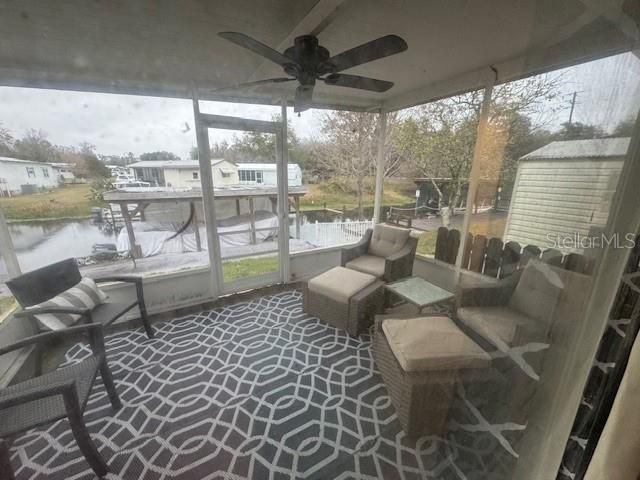 合同活跃: $149,900 (2 贝兹, 2 浴室, 960 平方英尺)