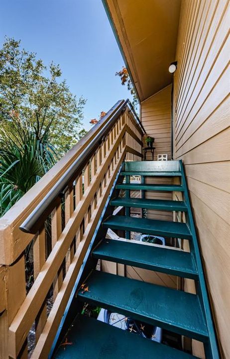 Activo con contrato: $179,999 (2 camas, 2 baños, 1050 Pies cuadrados)