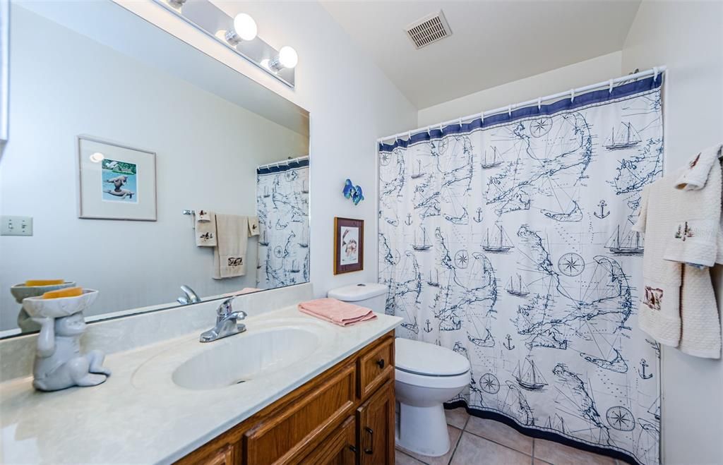 Activo con contrato: $179,999 (2 camas, 2 baños, 1050 Pies cuadrados)