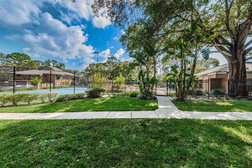 Activo con contrato: $179,999 (2 camas, 2 baños, 1050 Pies cuadrados)