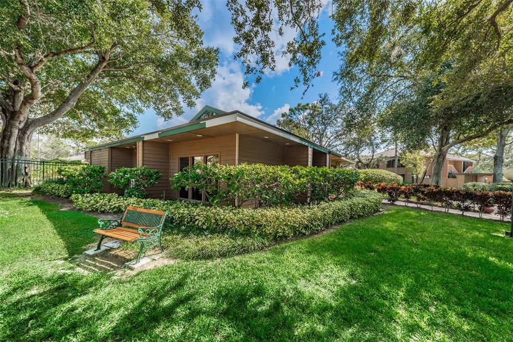 Activo con contrato: $179,999 (2 camas, 2 baños, 1050 Pies cuadrados)