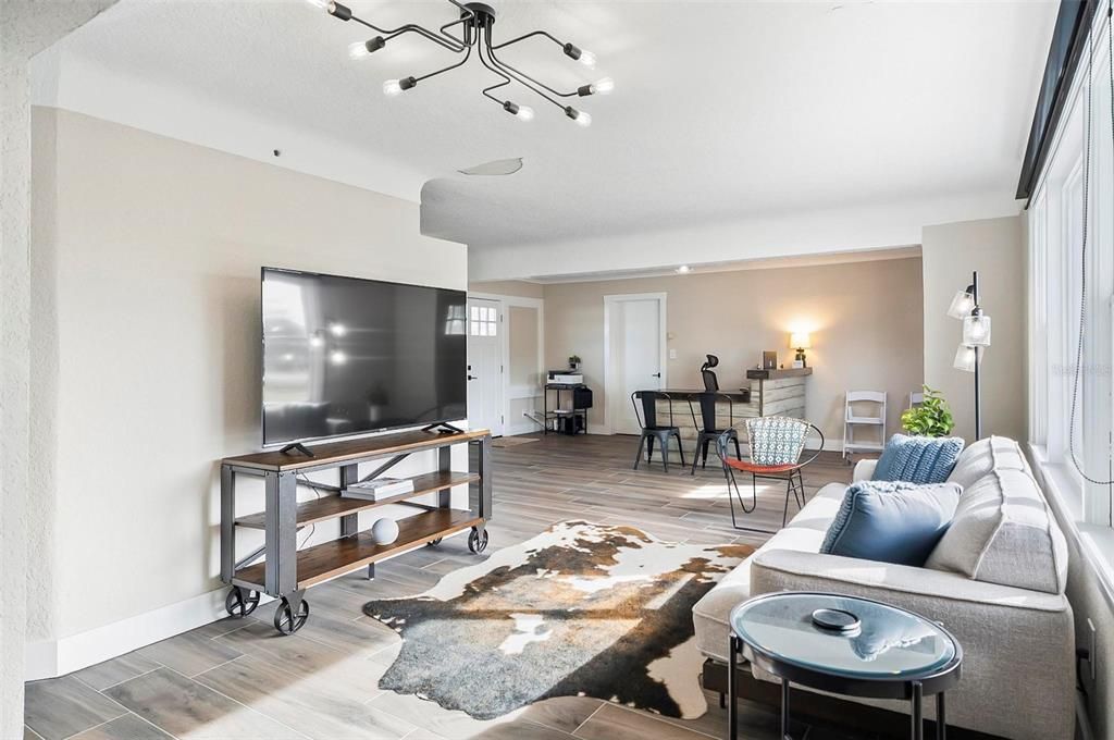 На продажу: $1,500,000 (0 спален, 0 ванн, 8812 Квадратных фут)