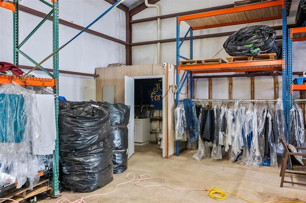 На продажу: $1,500,000 (0 спален, 0 ванн, 8812 Квадратных фут)