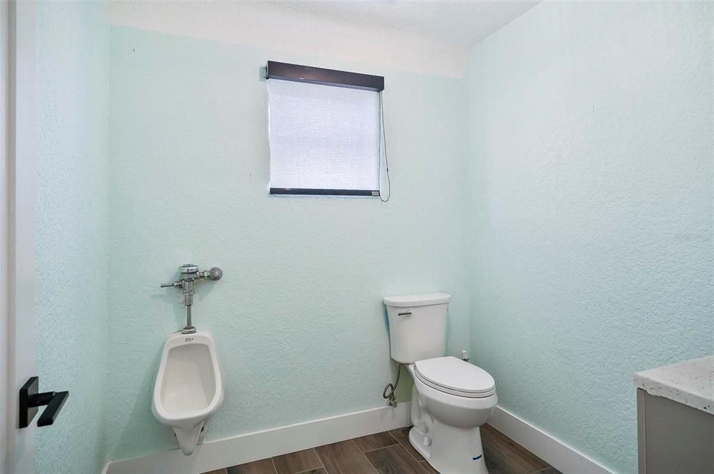 На продажу: $1,500,000 (0 спален, 0 ванн, 8812 Квадратных фут)