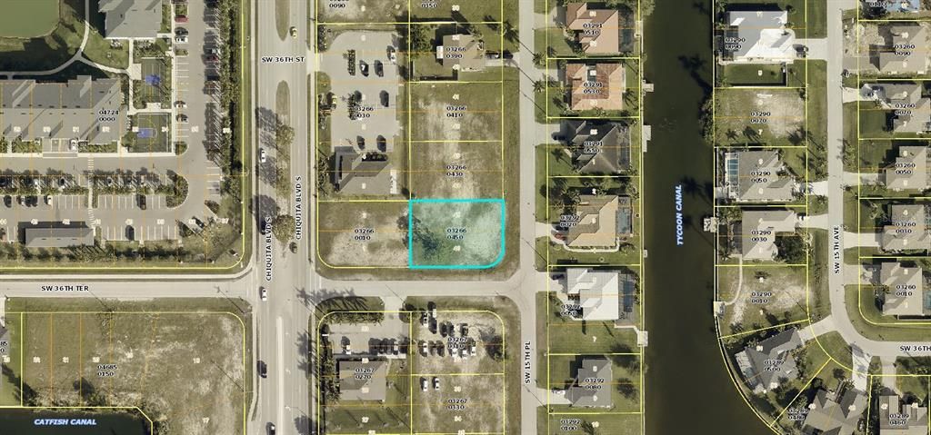 На продажу: $65,000 (0.26 acres)