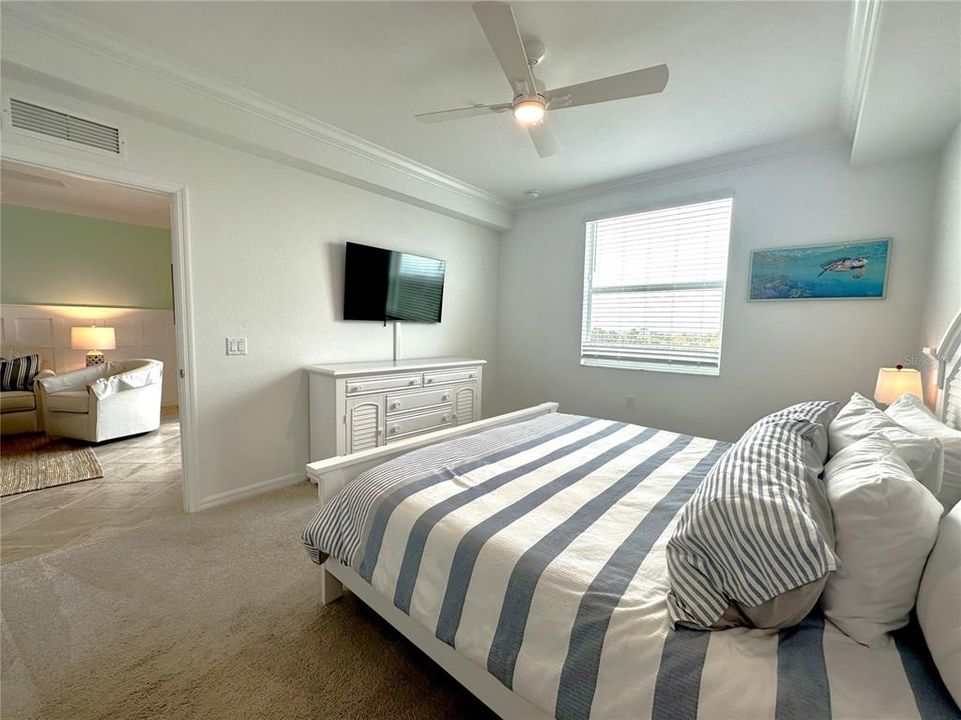 For Rent: $3,500 (2 beds, 2 baths, 1239 Square Feet)