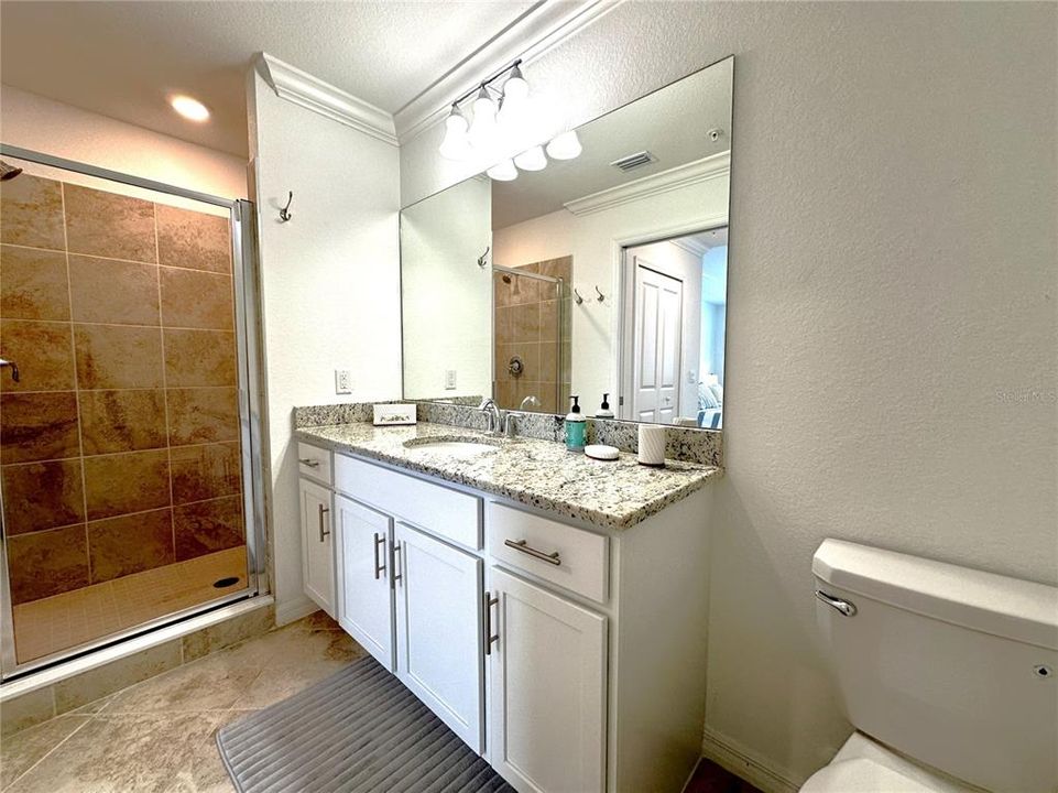 For Rent: $3,500 (2 beds, 2 baths, 1239 Square Feet)