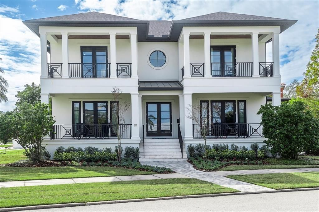 Activo con contrato: $3,495,000 (5 camas, 6 baños, 4787 Pies cuadrados)