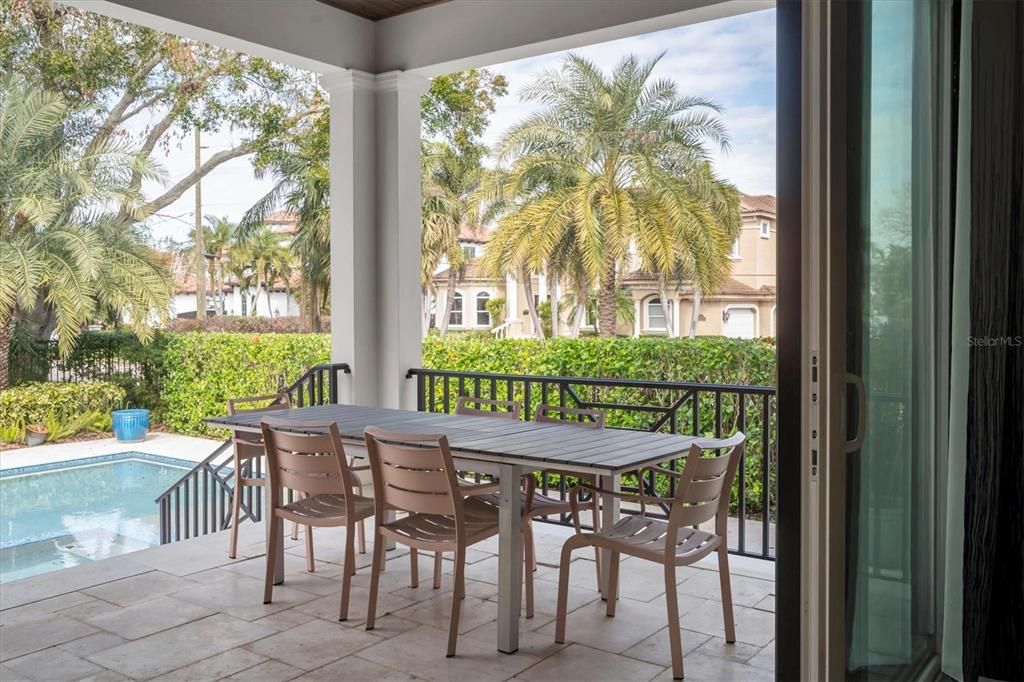 Activo con contrato: $3,495,000 (5 camas, 6 baños, 4787 Pies cuadrados)