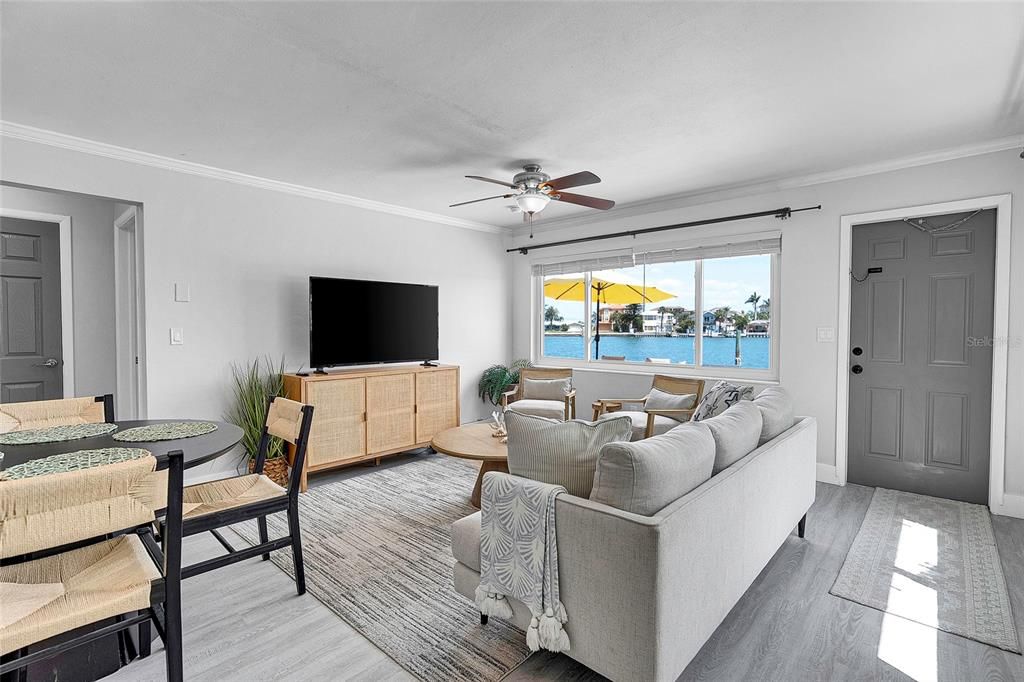 En Venta: $2,000,000 (6 camas, 0 baños, 2464 Pies cuadrados)