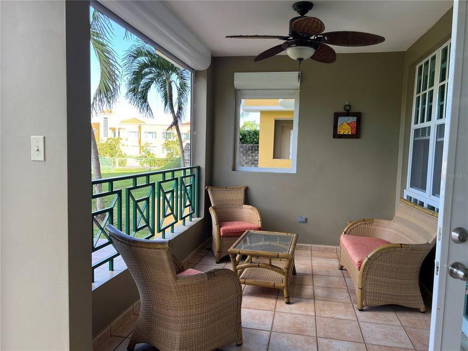 En Renta: $2,200 (3 camas, 2 baños, 1688 Pies cuadrados)