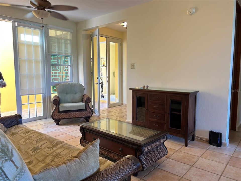 En Renta: $2,200 (3 camas, 2 baños, 1688 Pies cuadrados)