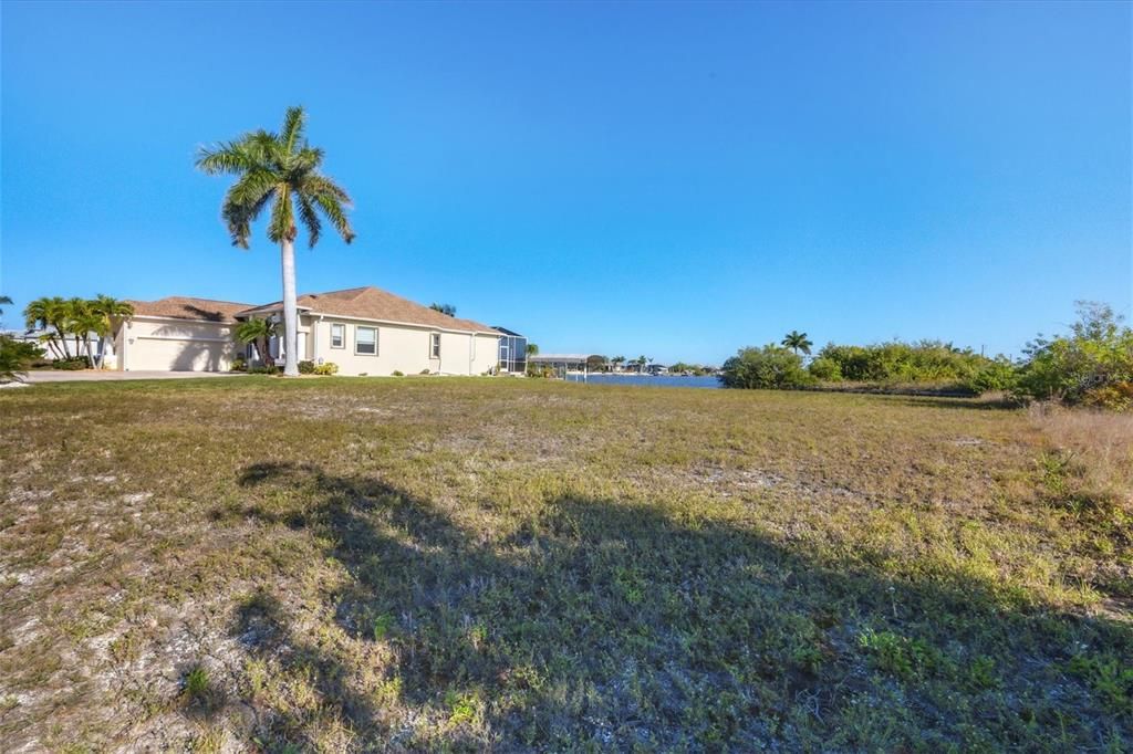 Activo con contrato: $169,900 (0.23 acres)