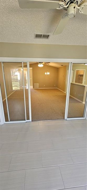 待售: $284,900 (3 贝兹, 2 浴室, 1909 平方英尺)