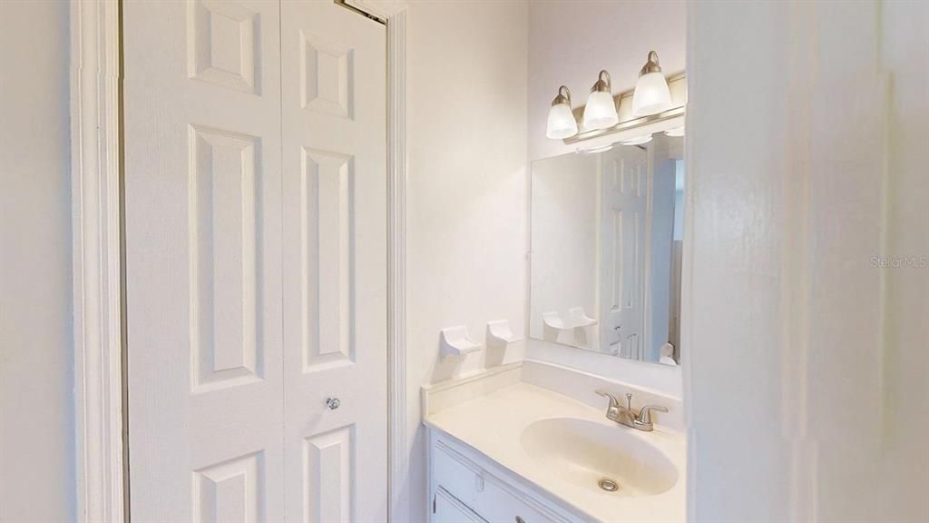 Active With Contract: $183,000 (3 beds, 2 baths, 1450 Square Feet)