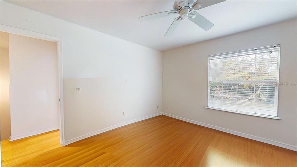 Active With Contract: $183,000 (3 beds, 2 baths, 1450 Square Feet)