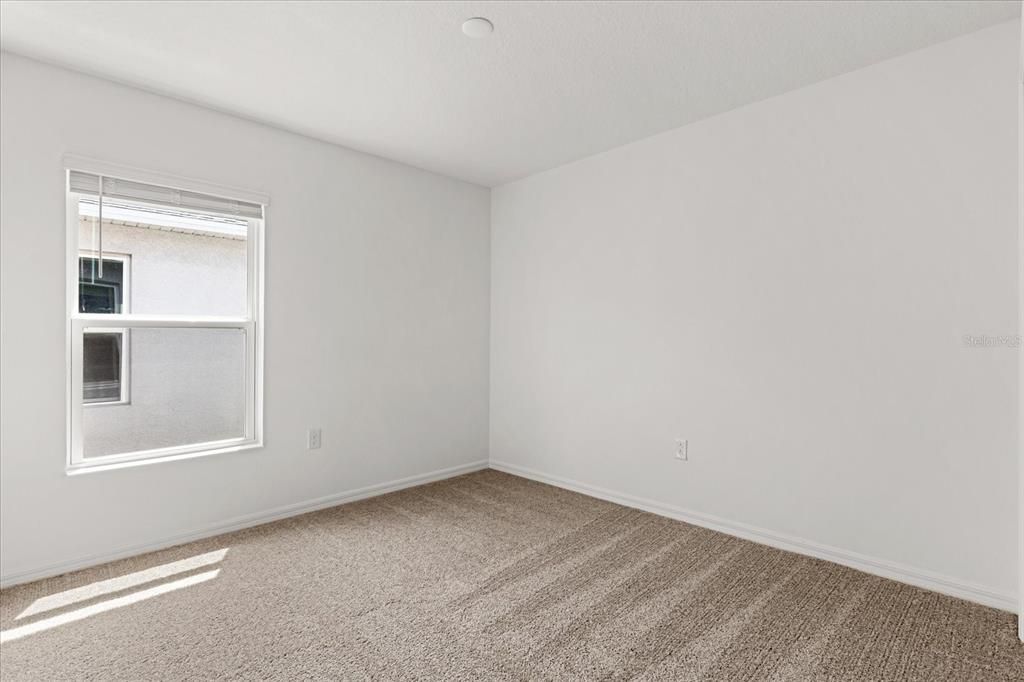 Active With Contract: $304,724 (4 beds, 2 baths, 1707 Square Feet)