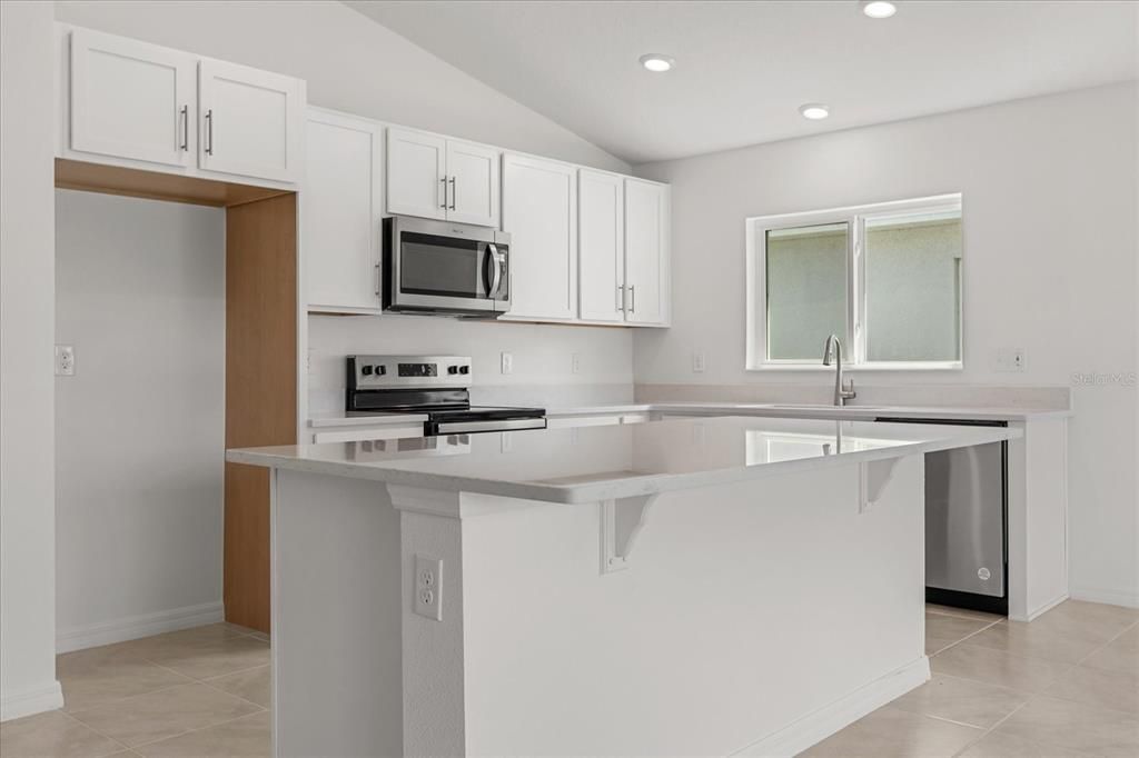 Active With Contract: $304,724 (4 beds, 2 baths, 1707 Square Feet)