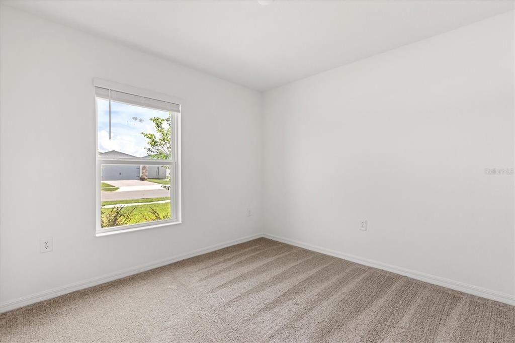 Active With Contract: $304,724 (4 beds, 2 baths, 1707 Square Feet)