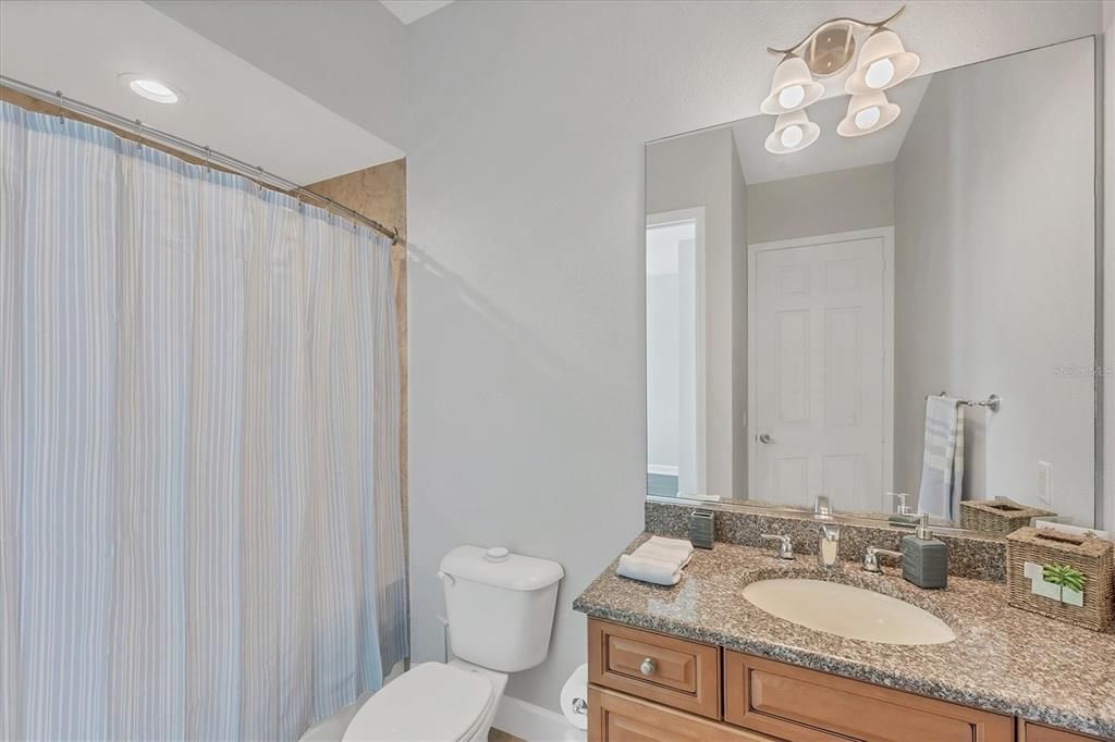 待售: $489,000 (4 贝兹, 3 浴室, 2296 平方英尺)