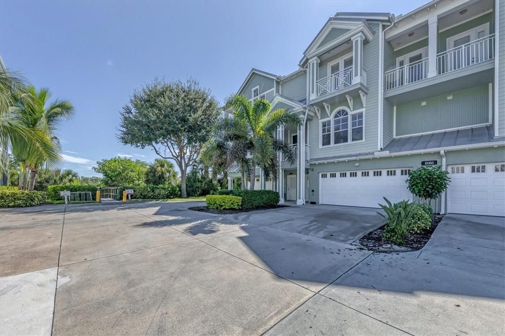 待售: $489,000 (4 贝兹, 3 浴室, 2296 平方英尺)