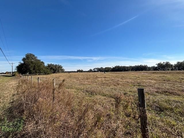 最近售出: $1,200,000 (32.00 acres)