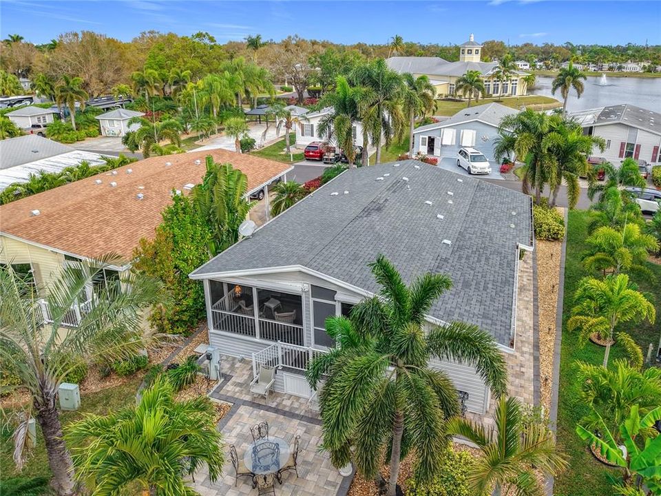 待售: $399,000 (2 贝兹, 2 浴室, 1047 平方英尺)