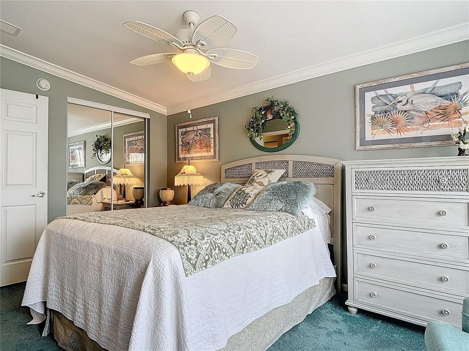 待售: $399,000 (2 贝兹, 2 浴室, 1047 平方英尺)