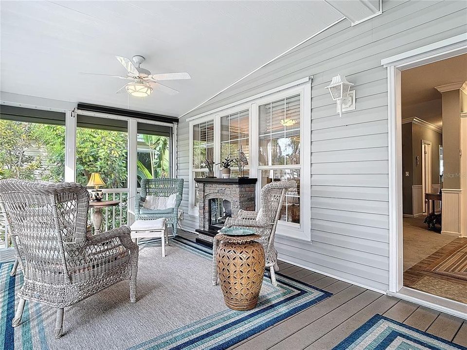 待售: $399,000 (2 贝兹, 2 浴室, 1047 平方英尺)