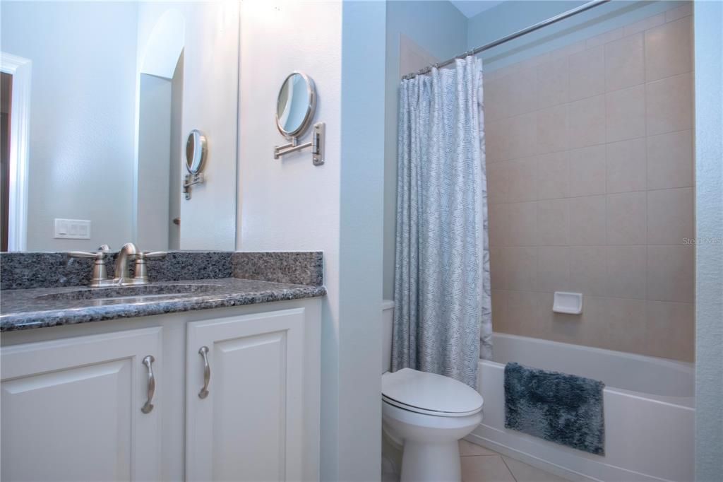 На продажу: $325,000 (2 спален, 2 ванн, 1493 Квадратных фут)