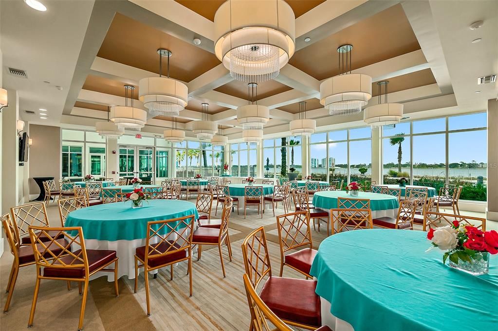 En Venta: $549,000 (3 camas, 3 baños, 2239 Pies cuadrados)