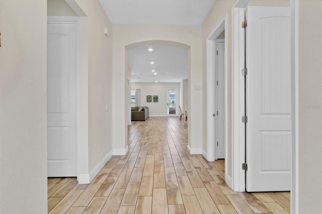 待售: $1,499,000 (8 贝兹, 9 浴室, 4815 平方英尺)