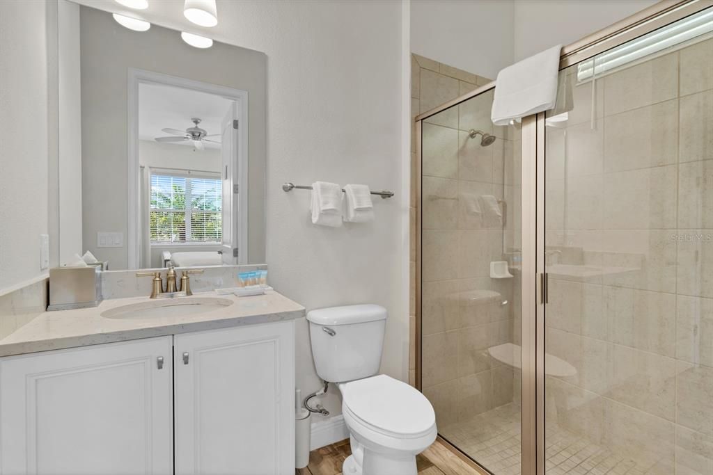 待售: $1,499,000 (8 贝兹, 9 浴室, 4815 平方英尺)