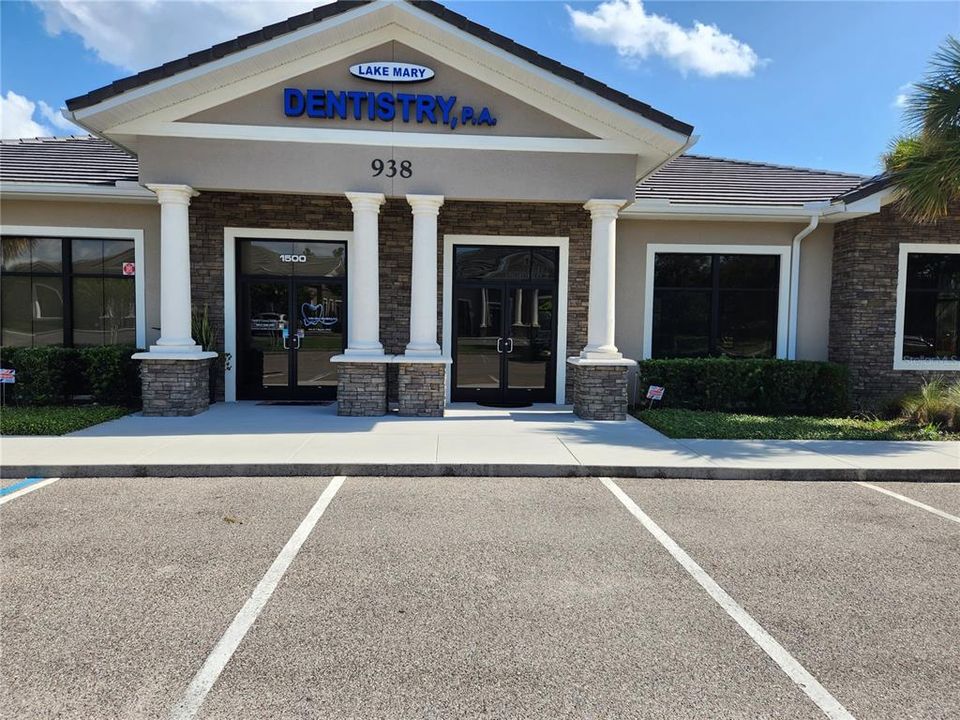 На продажу: $3,502 (0 спален, 0 ванн, 2086 Квадратных фут)