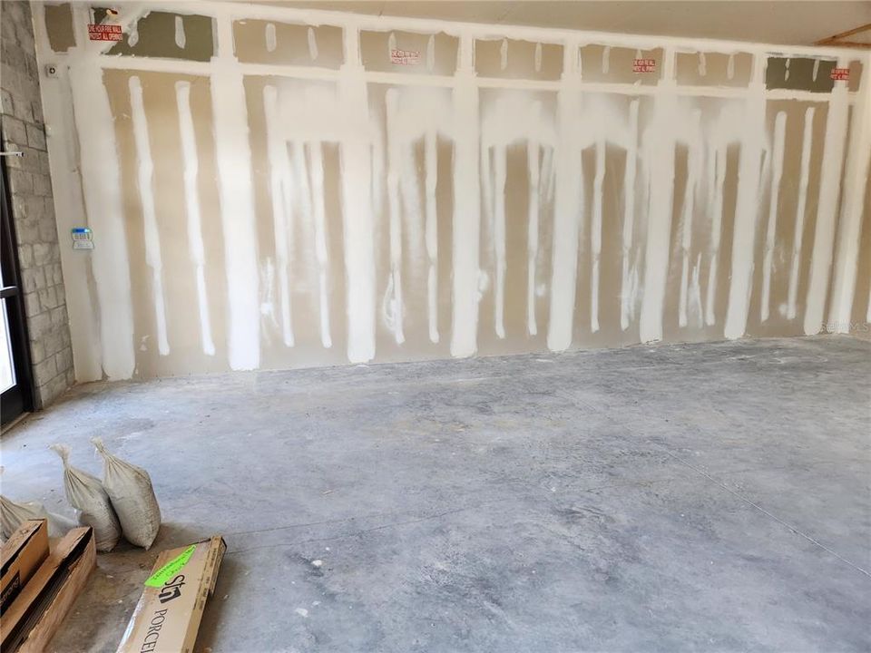 На продажу: $3,502 (0 спален, 0 ванн, 2086 Квадратных фут)