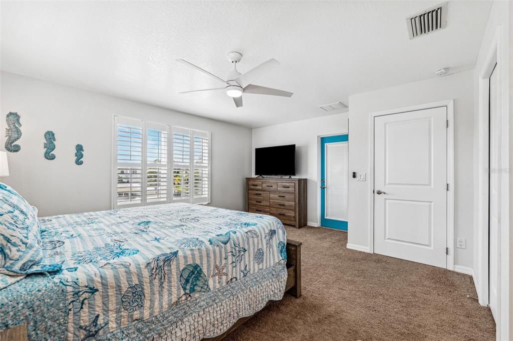 Active With Contract: $499,999 (4 beds, 2 baths, 1534 Square Feet)