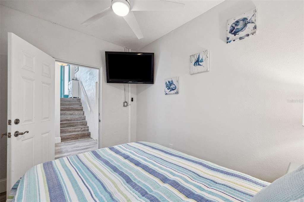 Active With Contract: $499,999 (4 beds, 2 baths, 1534 Square Feet)