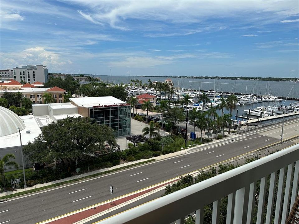 В аренду: $3,000 (2 спален, 2 ванн, 1916 Квадратных фут)