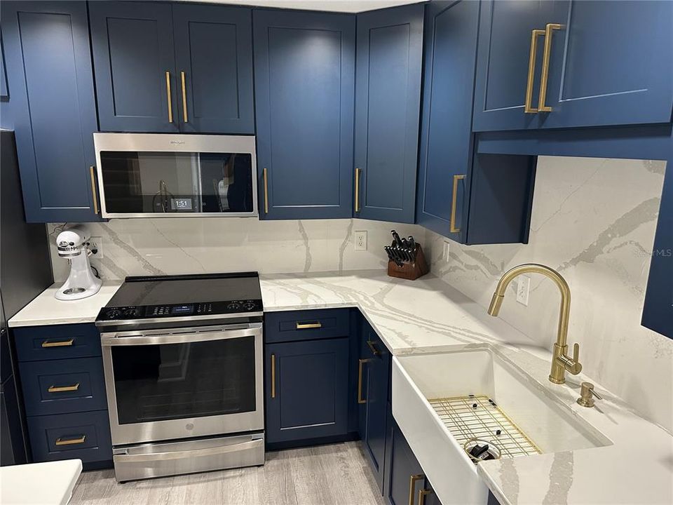 В аренду: $3,000 (2 спален, 2 ванн, 1916 Квадратных фут)