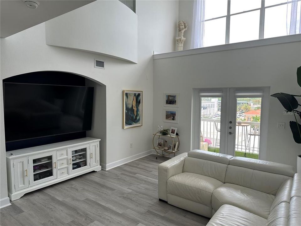 В аренду: $3,000 (2 спален, 2 ванн, 1916 Квадратных фут)