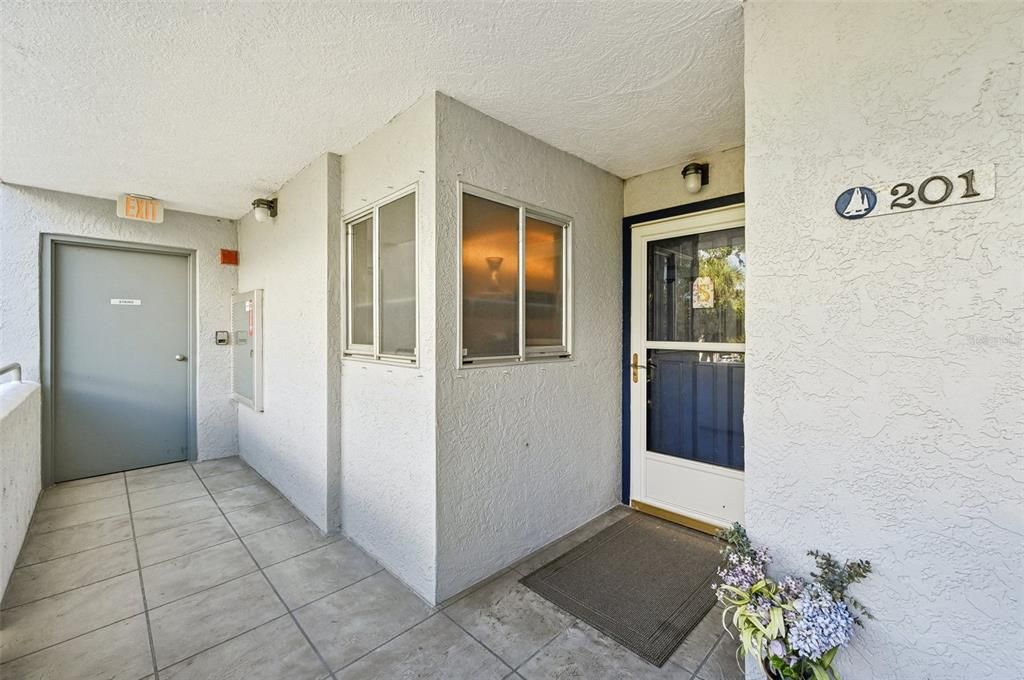 For Rent: $2,500 (2 beds, 2 baths, 1821 Square Feet)