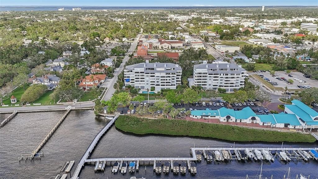 For Rent: $2,500 (2 beds, 2 baths, 1821 Square Feet)