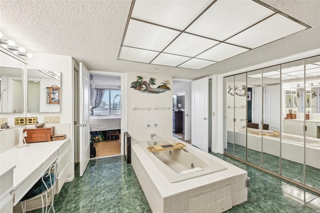 For Rent: $2,500 (2 beds, 2 baths, 1821 Square Feet)