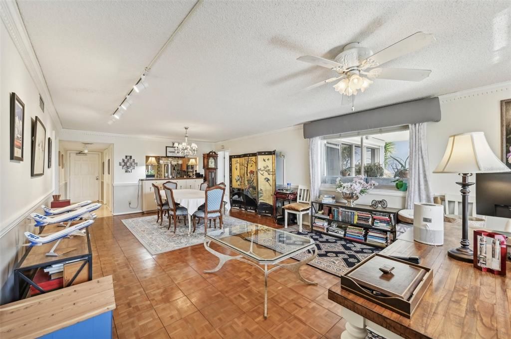 For Rent: $2,500 (2 beds, 2 baths, 1821 Square Feet)