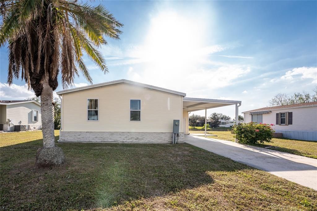 For Sale: $173,000 (2 beds, 2 baths, 1398 Square Feet)