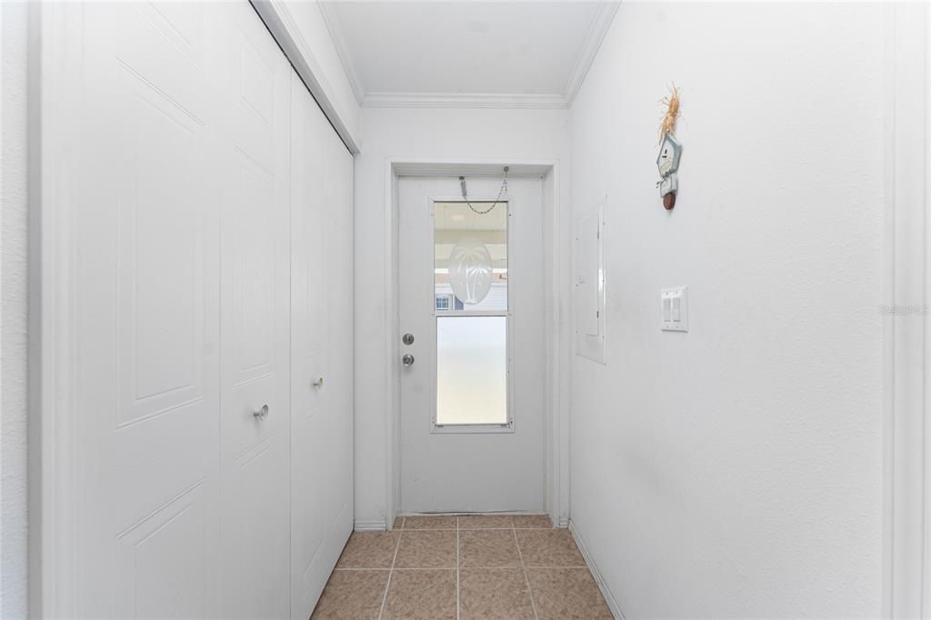 For Sale: $173,000 (2 beds, 2 baths, 1398 Square Feet)