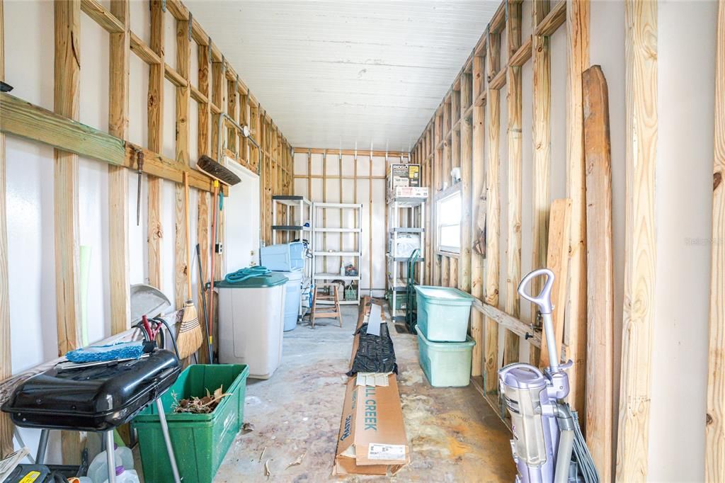 For Sale: $173,000 (2 beds, 2 baths, 1398 Square Feet)