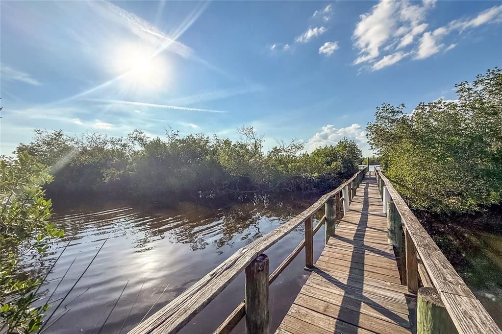 For Sale: $173,000 (2 beds, 2 baths, 1398 Square Feet)