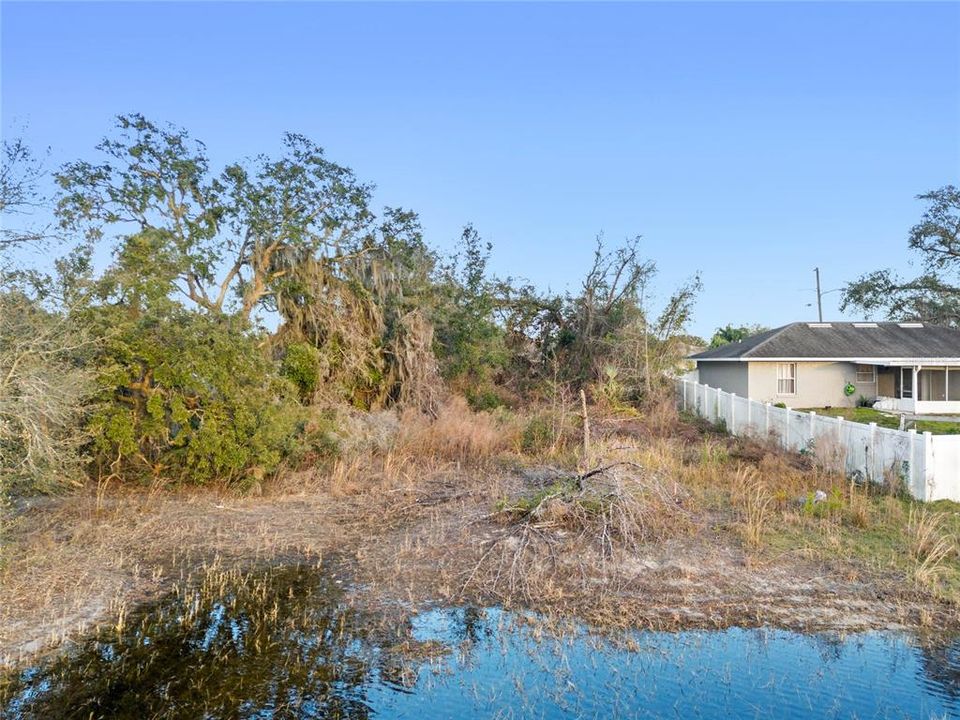 待售: $50,000 (0.23 acres)