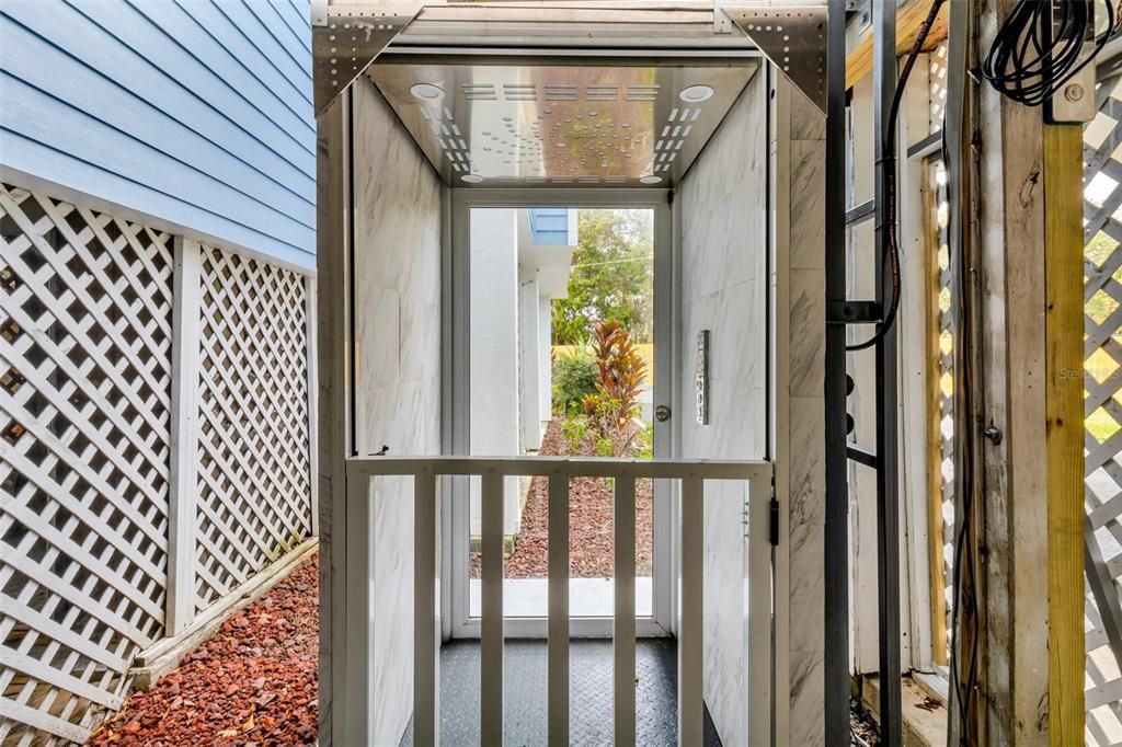 En Venta: $349,500 (2 camas, 2 baños, 1346 Pies cuadrados)